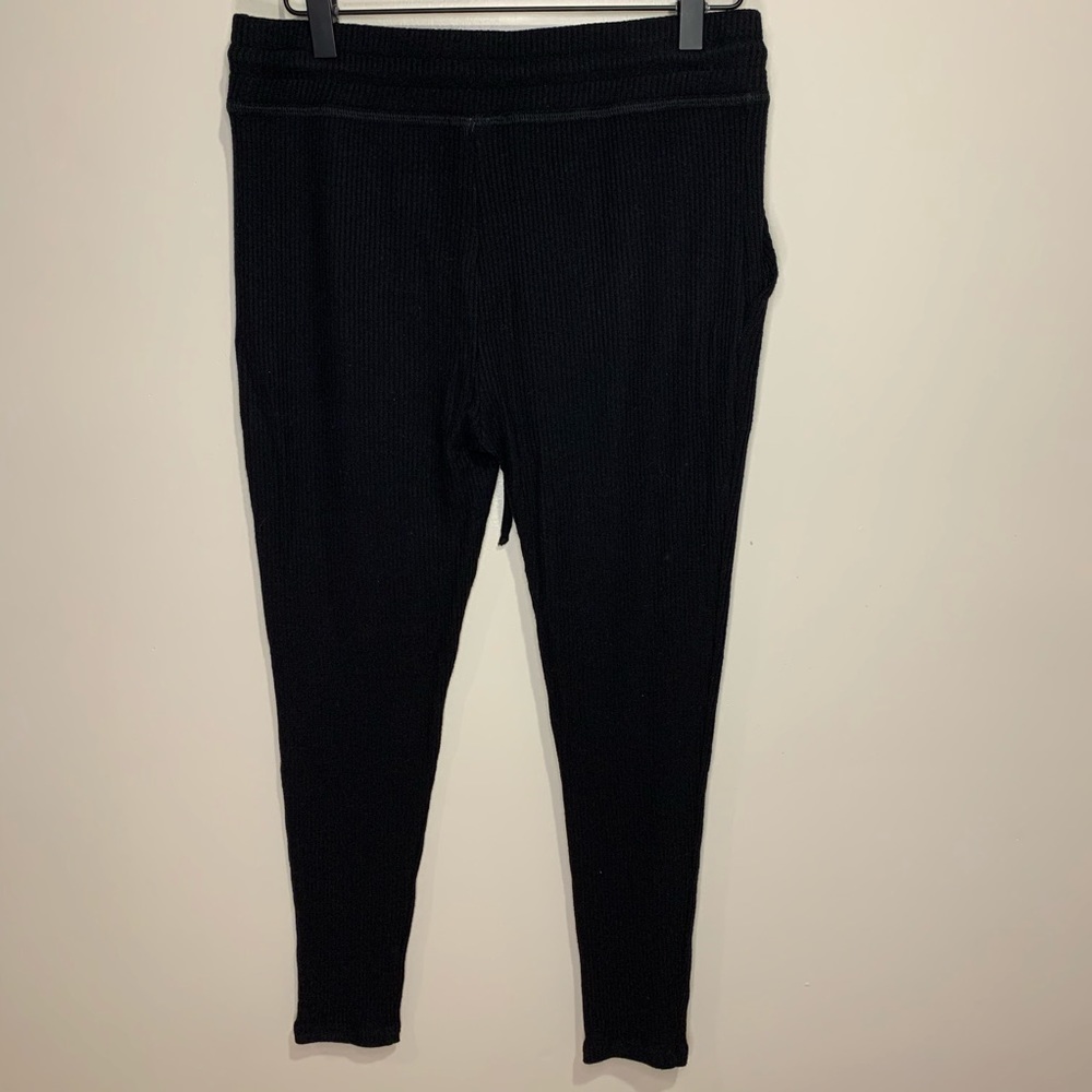 NWOT Beyond Yoga Midi Jogger - Picture 3 of 6